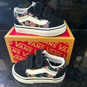 NWOT Toddler Vans Shoes